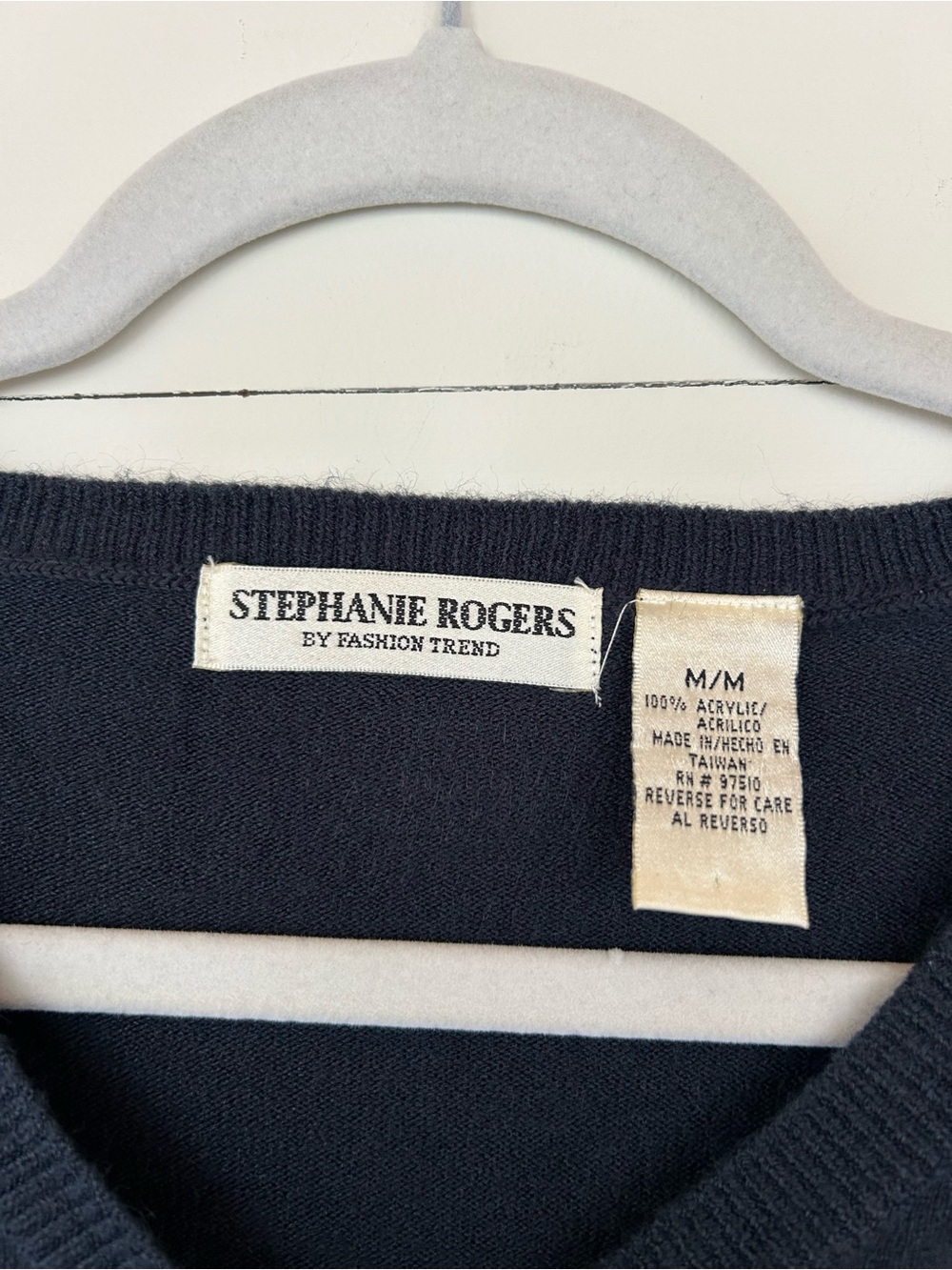 Stephanie Rogers Dark Blue V-Neck Button Down Cardigan, Size Medium. - Picture 3 of 5